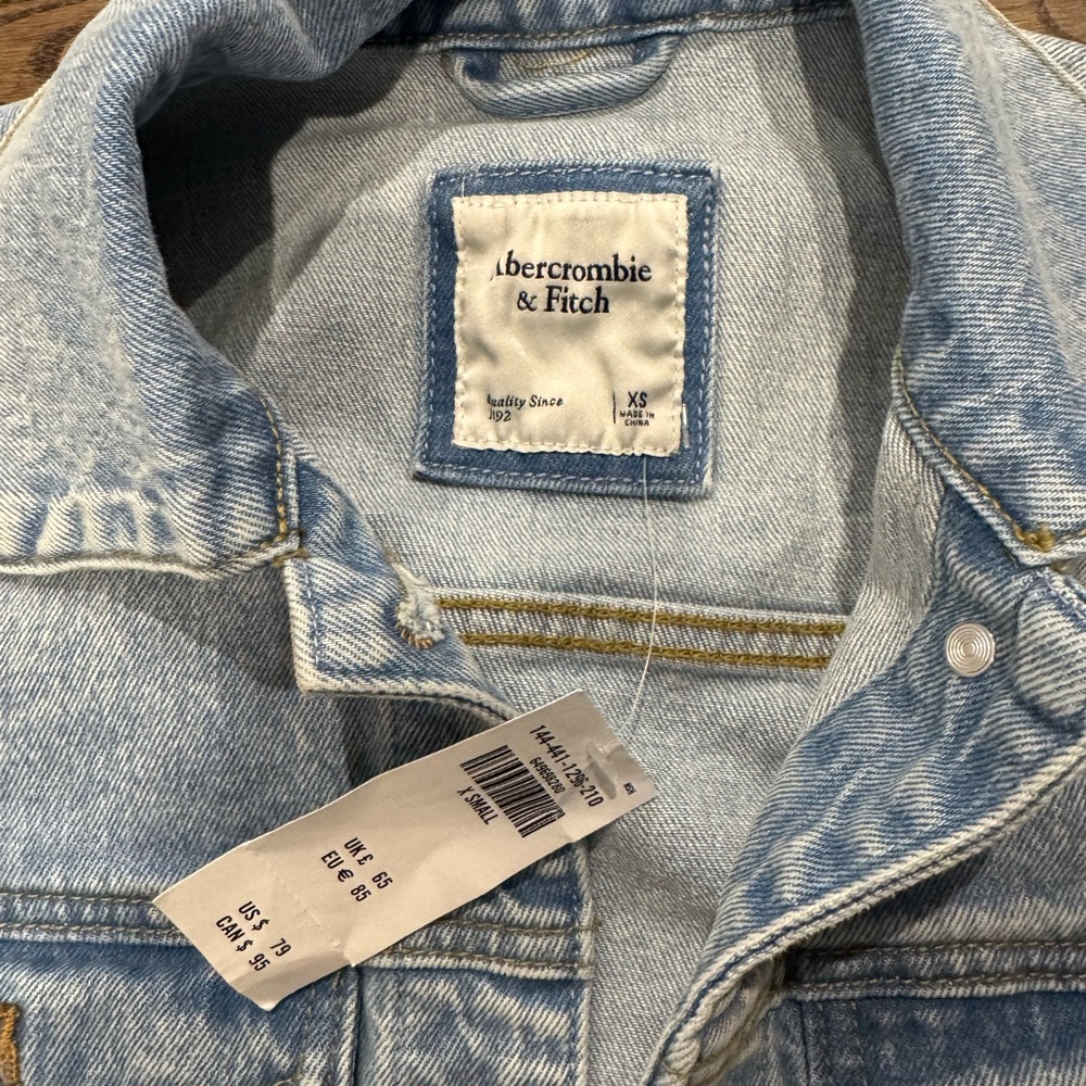 Abercrombie and fitch denim vest NWT XS - Picture 2 of 4